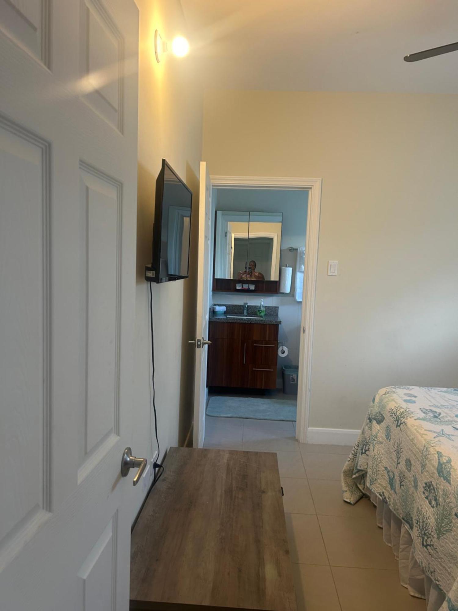 Seamist Villa @Oceanpointe Lucea Comfy 2Br W/Pool Gym & Parking 外观 照片